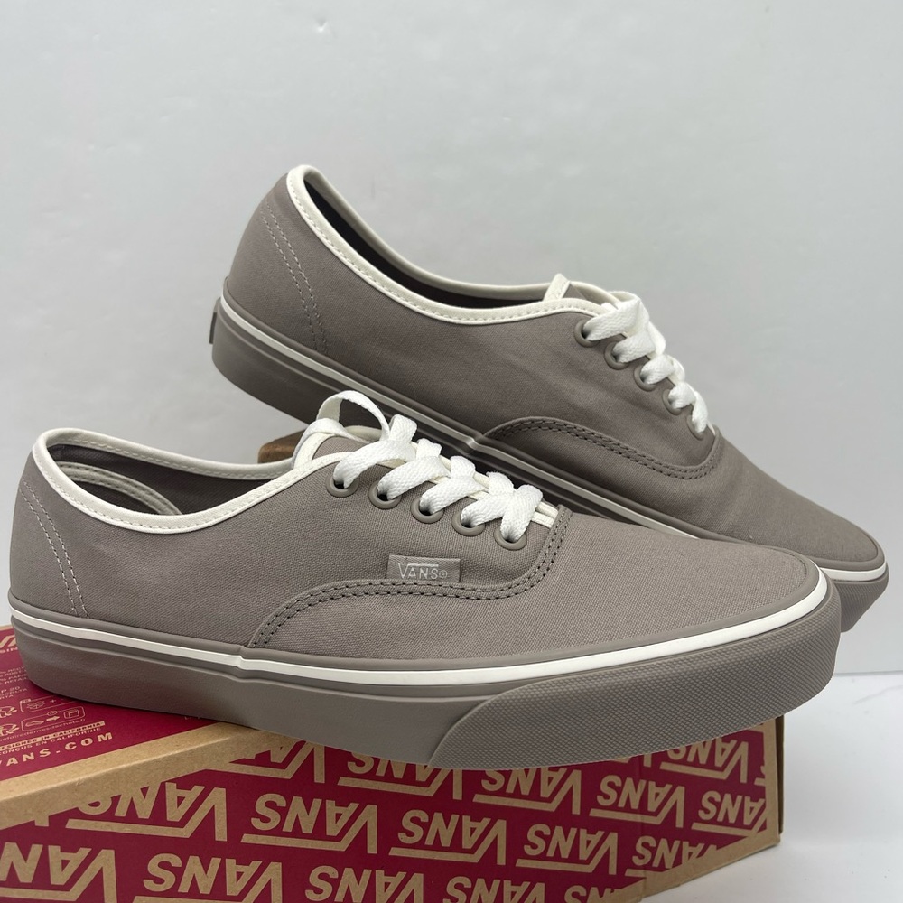 Vans Men’s Authentic
Pop Gray Sneakers 
VN000BW5BGF

Lifestyle, Original Icon - Picture 5 of 16